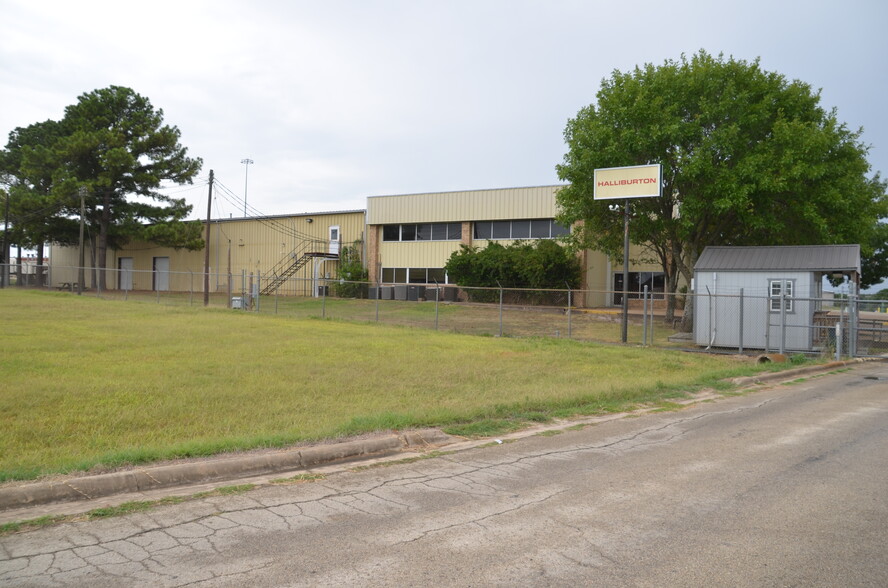 1109 Foundation Dr, Caldwell, TX for sale - Primary Photo - Image 1 of 1