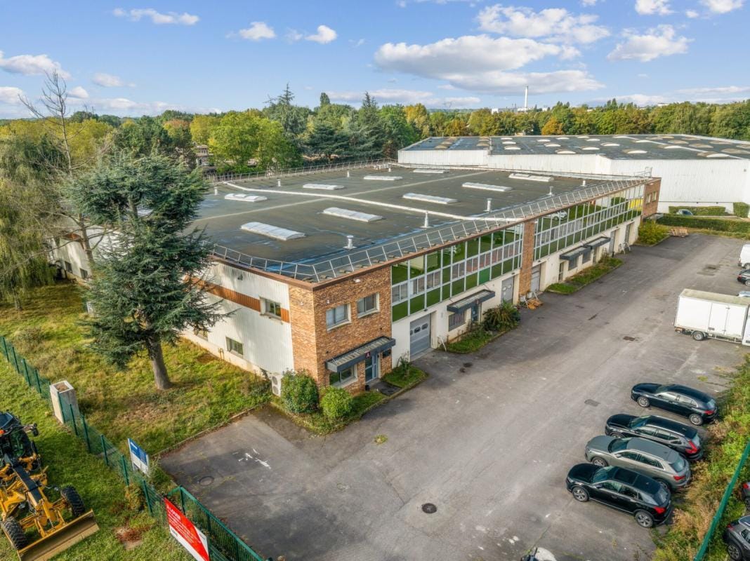 4 Avenue Des Andes, Les Ulis to rent Building Photo- Image 1 of 6