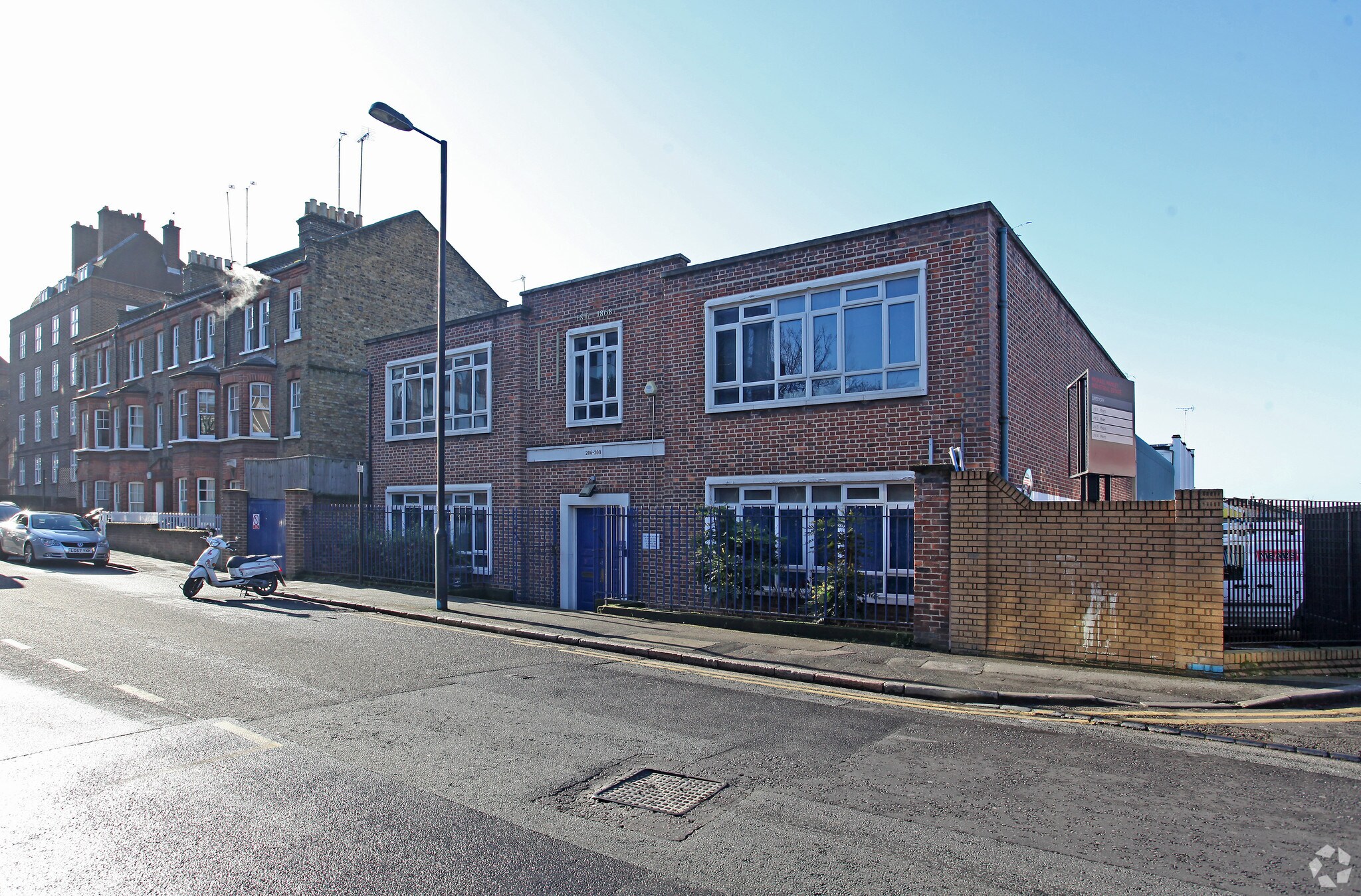 206-208 Stewarts Rd, London for sale Primary Photo- Image 1 of 1