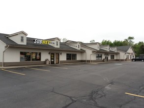 3001-3061 Elm Rd NE, Warren, OH for rent Building Photo- Image 1 of 5