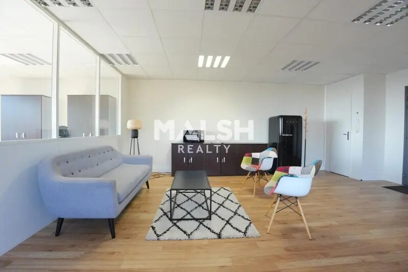 Office in SAINT-DIDIER-AU-MONT-D'OR to rent - Interior Photo - Image 3 of 7