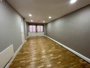 5-6 Kendrick Mews, London to rent Interior Photo- Image 2 of 4