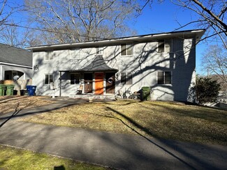 More details for 516 SW Holderness St, Atlanta, GA - Residential for Sale