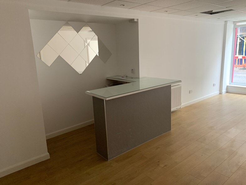 8 Princes St, Perth for sale - Building Photo - Image 3 of 5