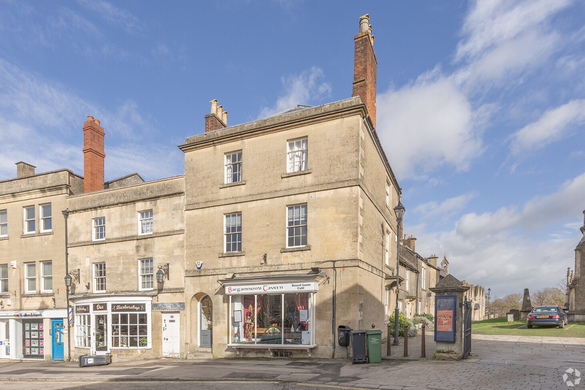 35 Market Pl, Chippenham for sale Primary Photo- Image 1 of 1