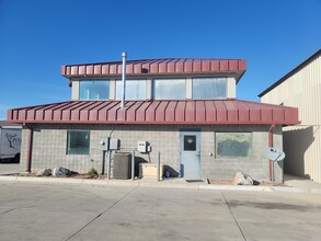 672 W 220 S, Pleasant Grove, UT for rent Building Photo- Image 1 of 10