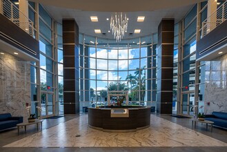 261 N University Dr, Plantation, FL for rent Lobby- Image 1 of 3