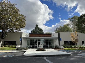 2360-2370 Bering Dr, San Jose, CA for rent Building Photo- Image 1 of 11