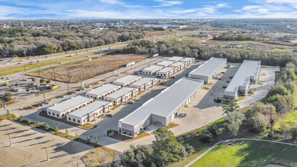 26077 Nelson Way, Katy, TX to rent - Building Photo - Image 3 of 18