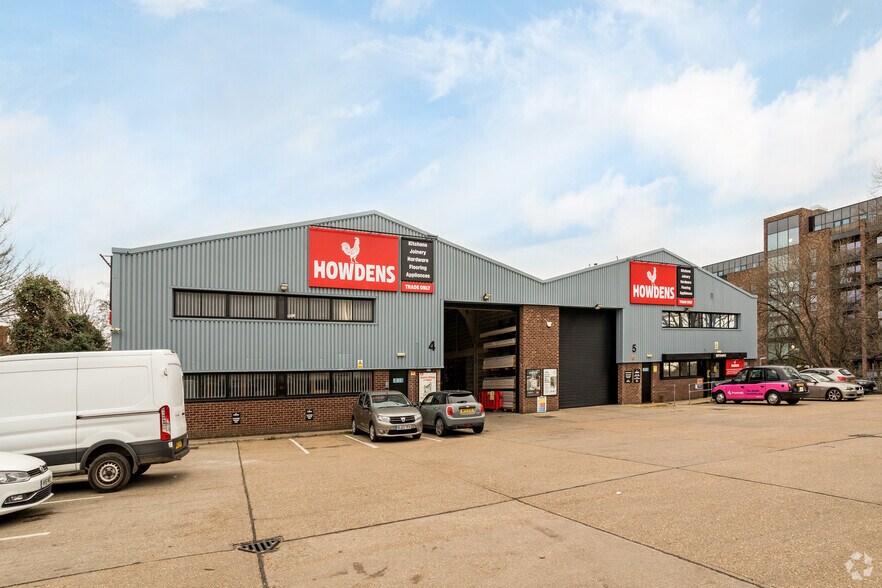 Kangley Bridge Rd, London to rent - Building Photo - Image 3 of 3