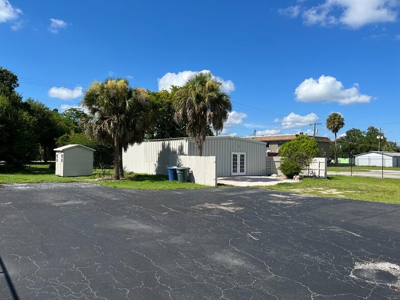 2054 Crawford St, Fort Myers, FL for rent - Building Photo - Image 1 of 3