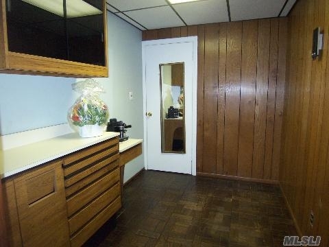 190-04 Union Tpke, Flushing, NY for rent - Other - Image 1 of 9