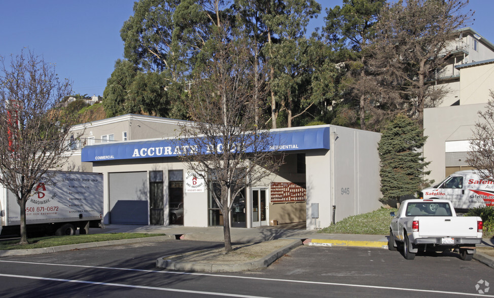 943-945 Airport Blvd, South San Francisco, CA for sale - Primary Photo - Image 1 of 5