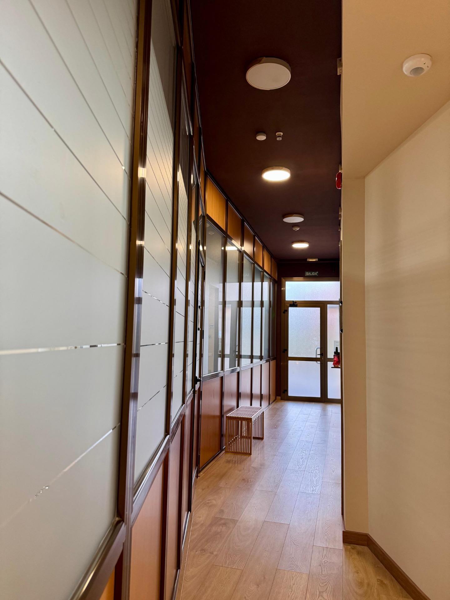 Office in Súria, Barcelona to rent Interior Photo- Image 1 of 4