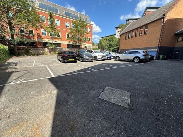More details for 108-112 Windsor Rd, Slough - Office to Rent