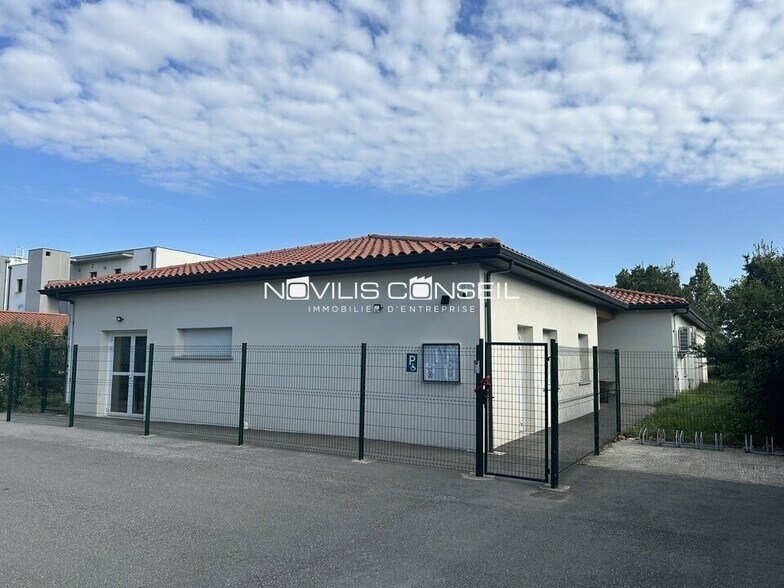 Office in Toulouse for sale - Building Photo - Image 2 of 12