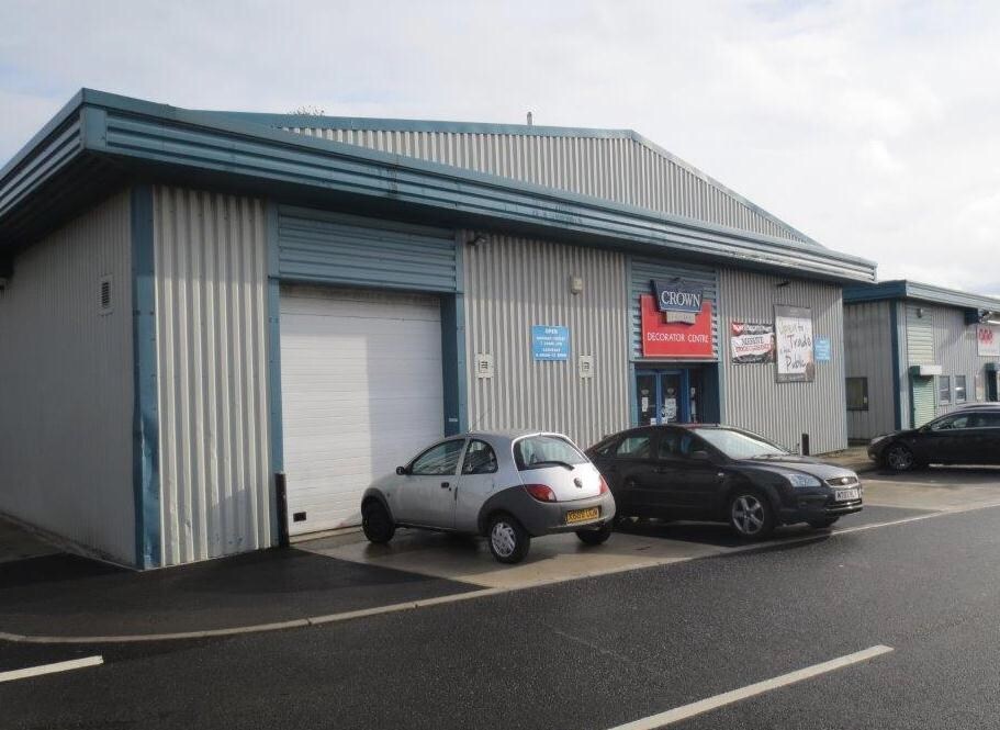 Featherstall Rd S, Oldham for sale Primary Photo- Image 1 of 1