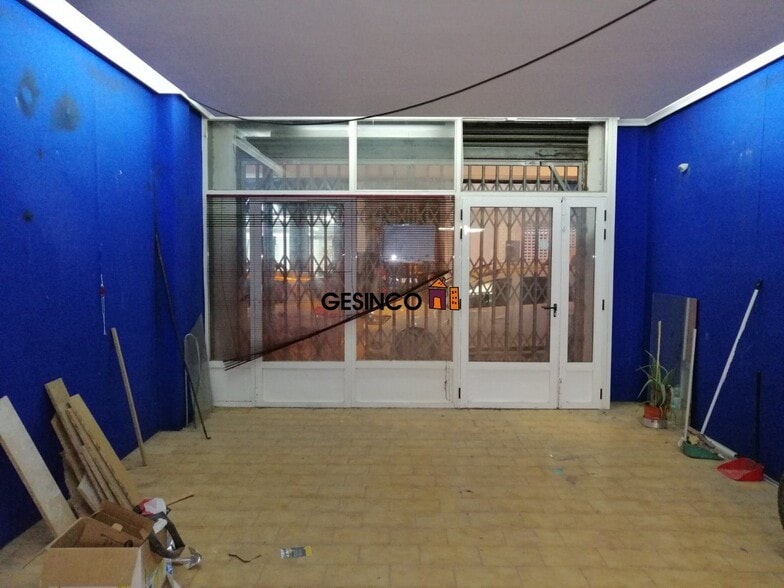Retail in Ontinyent, Valencia to rent - Primary Photo - Image 1 of 7