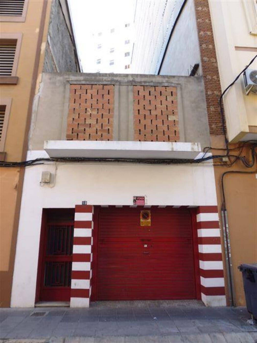 Carrer Santa Teresa, Alzira, Avenida Santos Patron, 10, Alzira, Valencia for sale Primary Photo- Image 1 of 21