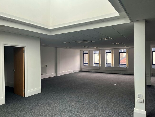 More details for 12-13 Windsor Pl, Cardiff - Office for Sale