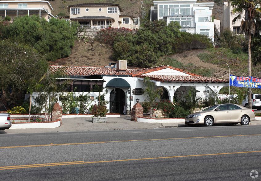 21337 Pacific Coast Hwy, Malibu, CA for sale - Primary Photo - Image 1 of 1