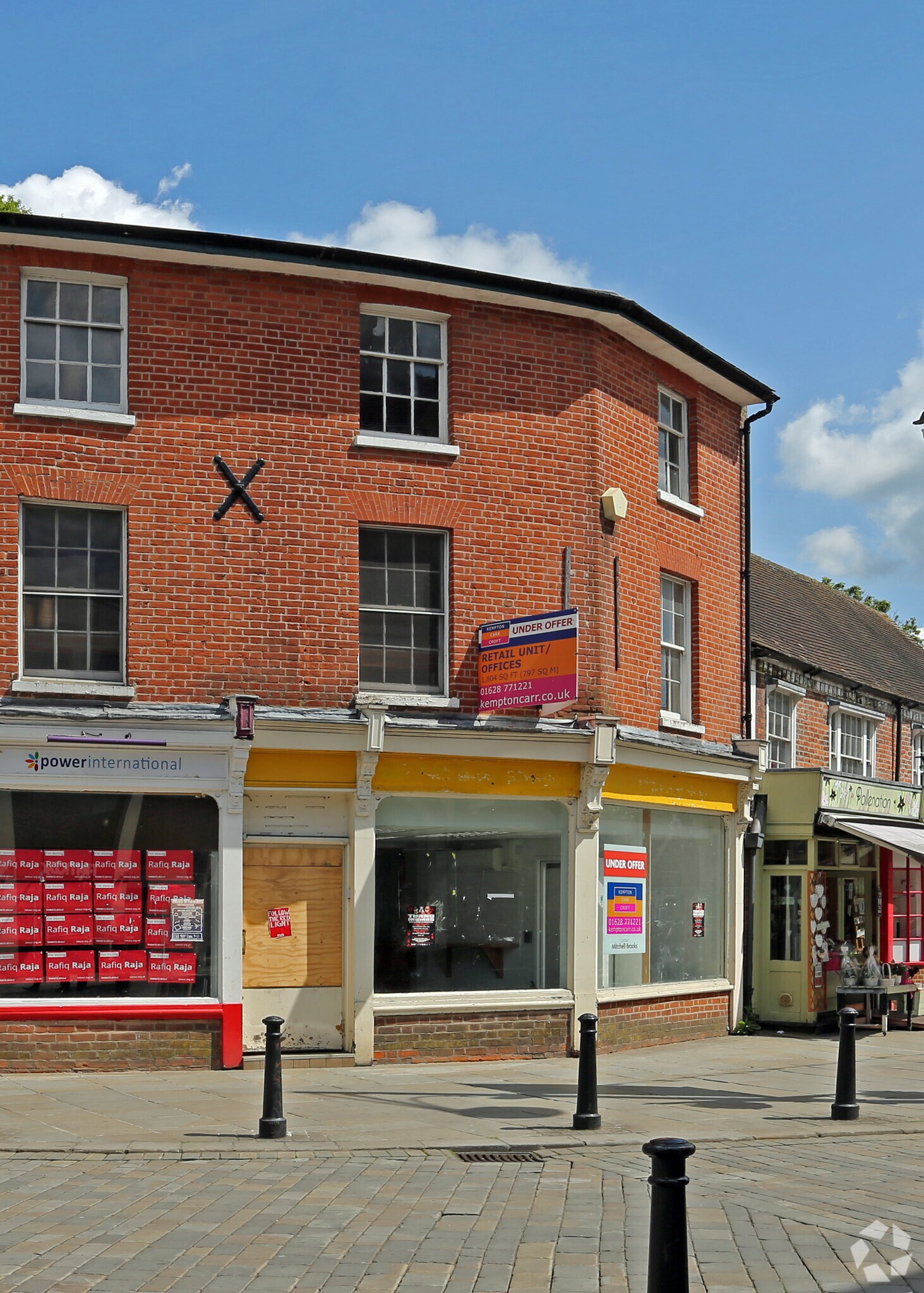 4-6 Cornmarket, High Wycombe for sale Primary Photo- Image 1 of 1