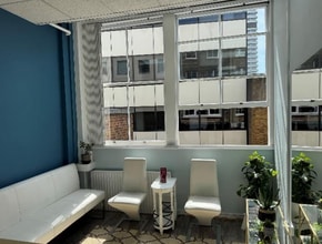 39-41 Borough High St, London to rent Interior Photo- Image 1 of 2