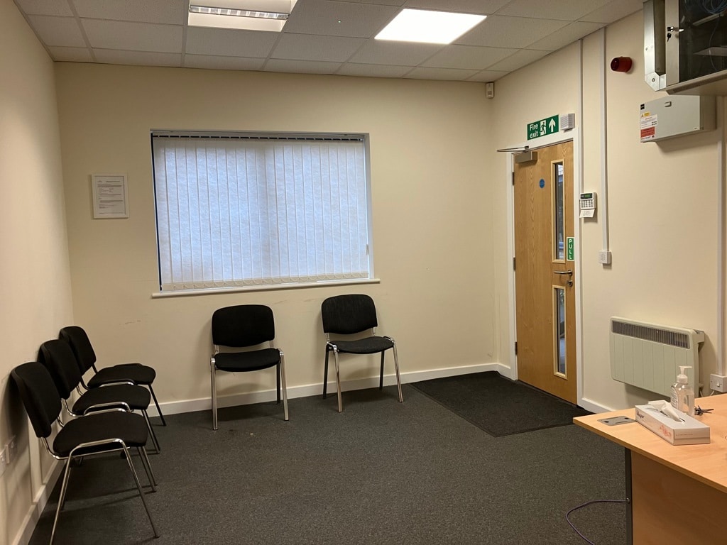 Bryggen Rd, Kings Lynn to rent Interior Photo- Image 1 of 3