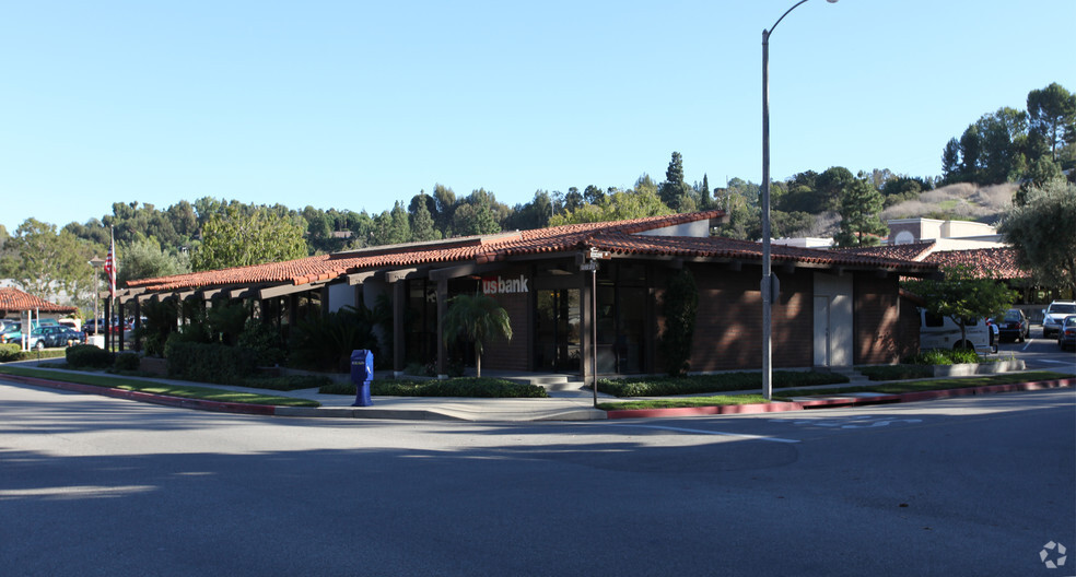 811-897 Silver Spur Rd, Rolling Hills Estates, CA for rent - Building Photo - Image 2 of 23