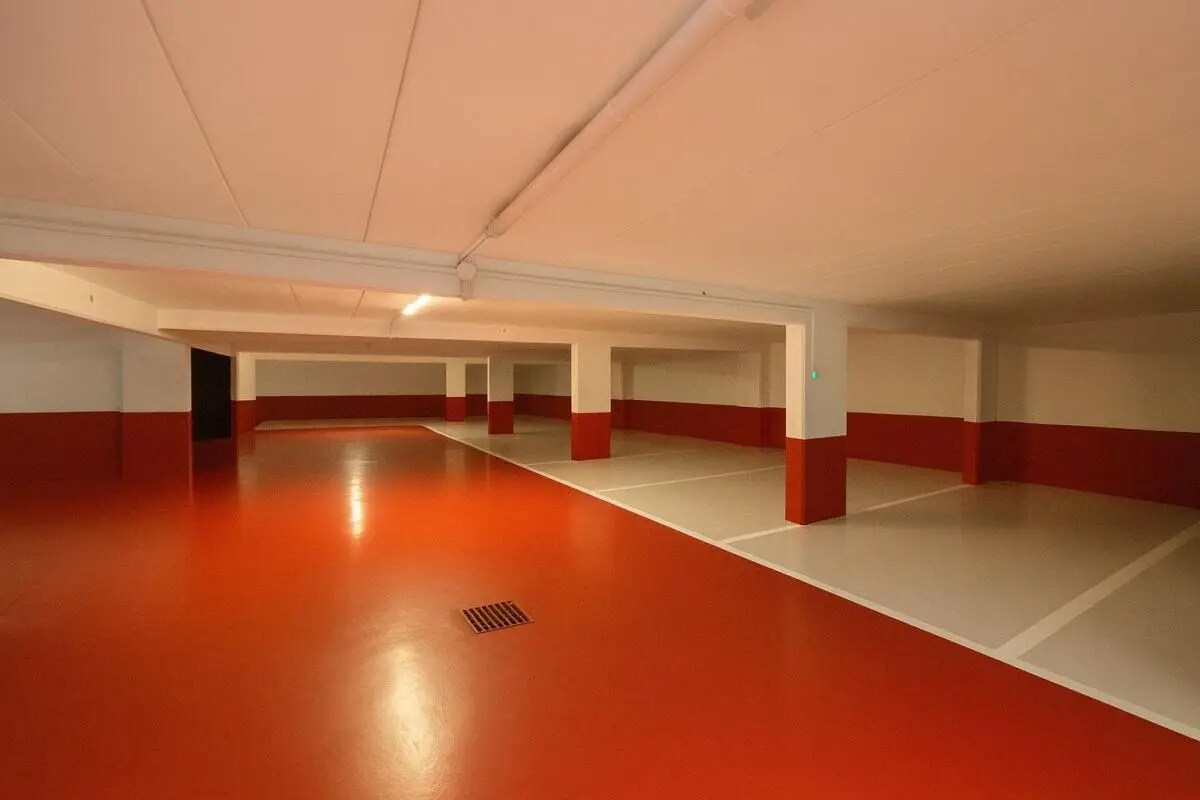 Industrial in Paris to rent Building Photo- Image 1 of 7