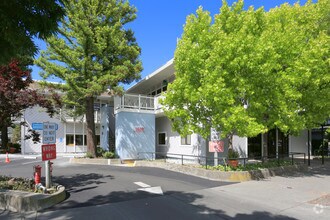 1620 Tiburon Blvd, Tiburon, CA for rent Building Photo- Image 1 of 8