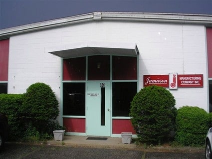 50 Thomaston Rd, Litchfield, CT to rent - Building Photo - Image 2 of 14