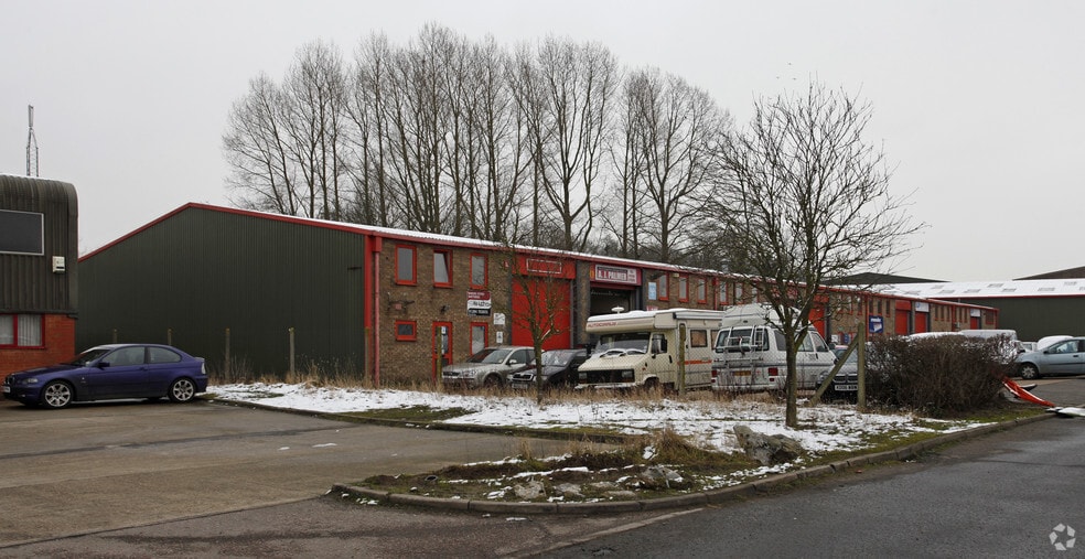 Woodlands Rd, Bury St Edmunds to rent - Building Photo - Image 3 of 11