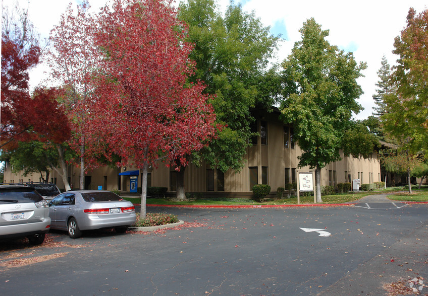 2850 Shadelands Dr, Walnut Creek, CA for rent - Building Photo - Image 2 of 4