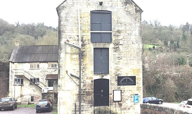 More details for London Rd, Brimscombe - Retail for Sale