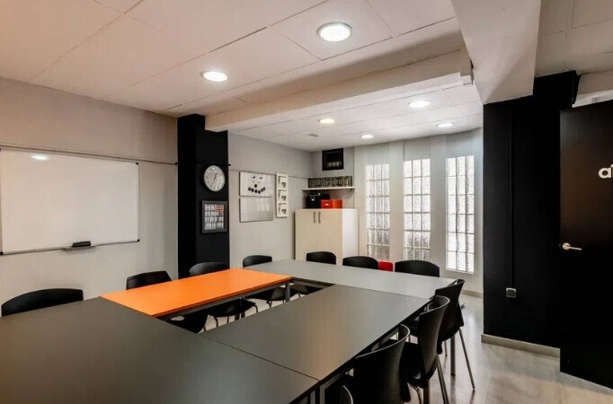 L'Hospitalet de Llobregat, BAR 08906 - Unit - -  - Interior Photo - Image 1 of 1