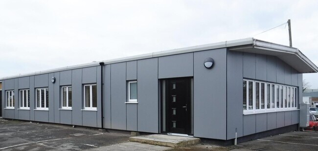 More details for Bamfurlong Industrial Estate Rd, Staverton - Office to Rent
