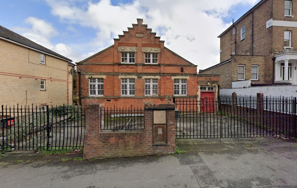 4-6 Silverdale, London for sale Primary Photo- Image 1 of 2