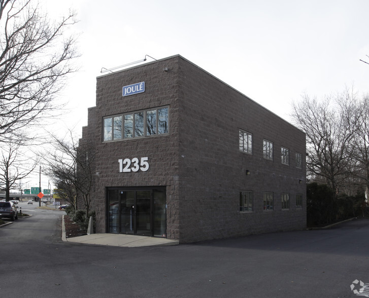 1235 US 1, Edison, NJ for rent - Building Photo - Image 2 of 2