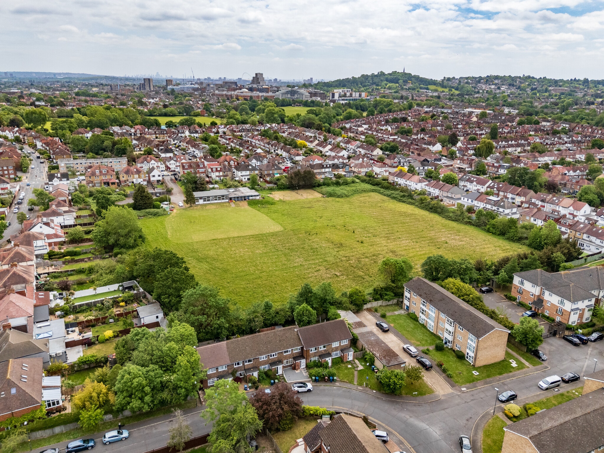 74 Pinner Vw, Harrow for sale Building Photo- Image 1 of 5