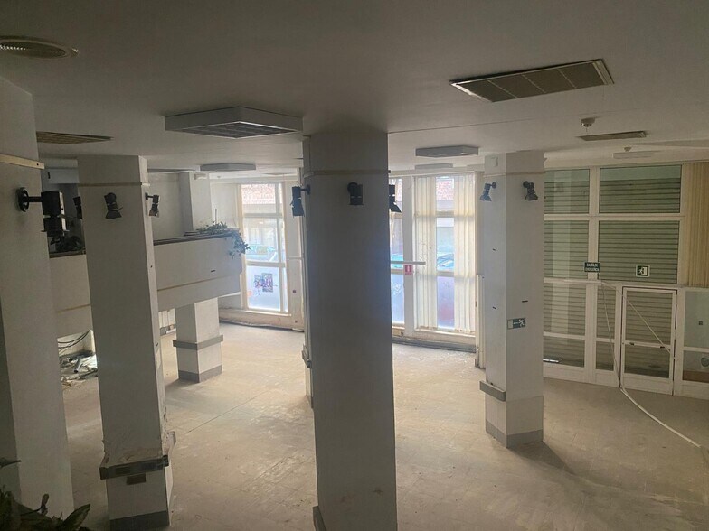 Retail in Cáceres, Cáceres for sale - Interior Photo - Image 3 of 30