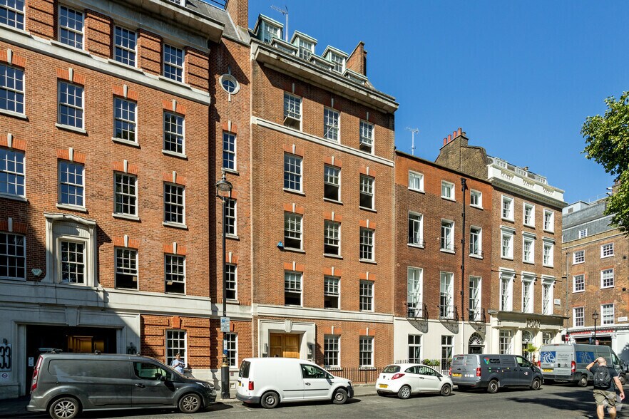 35 Soho Sq, London to rent - Building Photo - Image 3 of 5