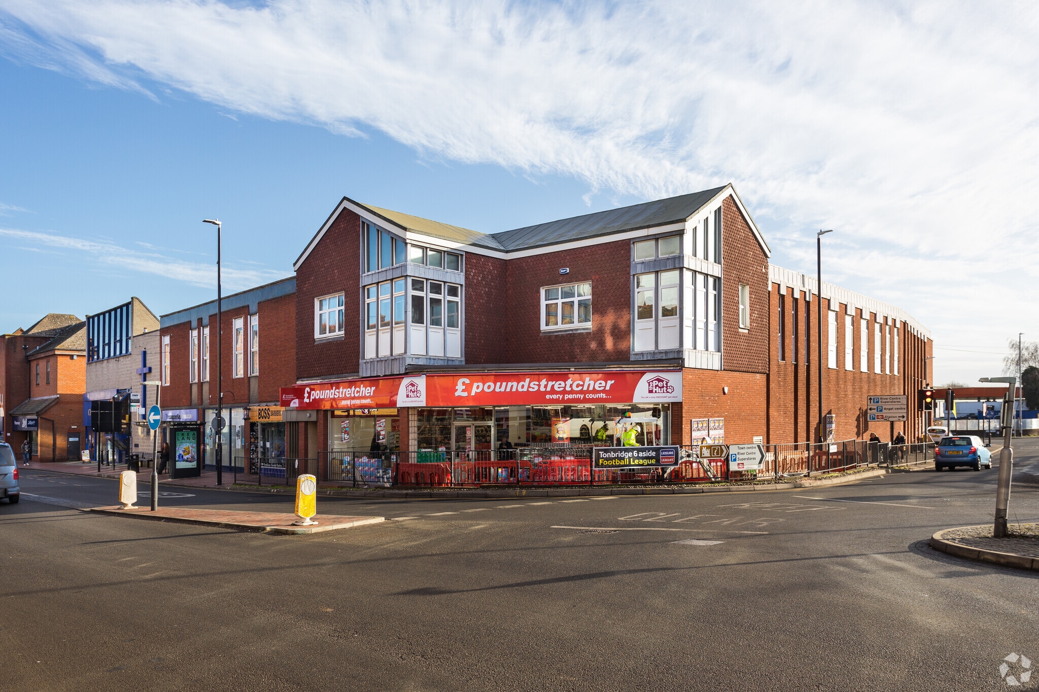 1 High St, Tonbridge for sale Primary Photo- Image 1 of 1