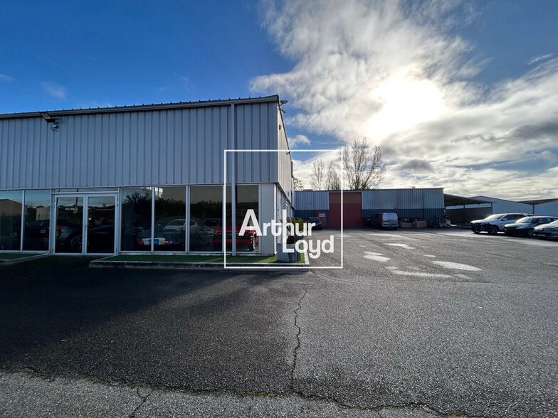 8 Rue De La Gravette, Gratentour for sale - Building Photo - Image 3 of 23