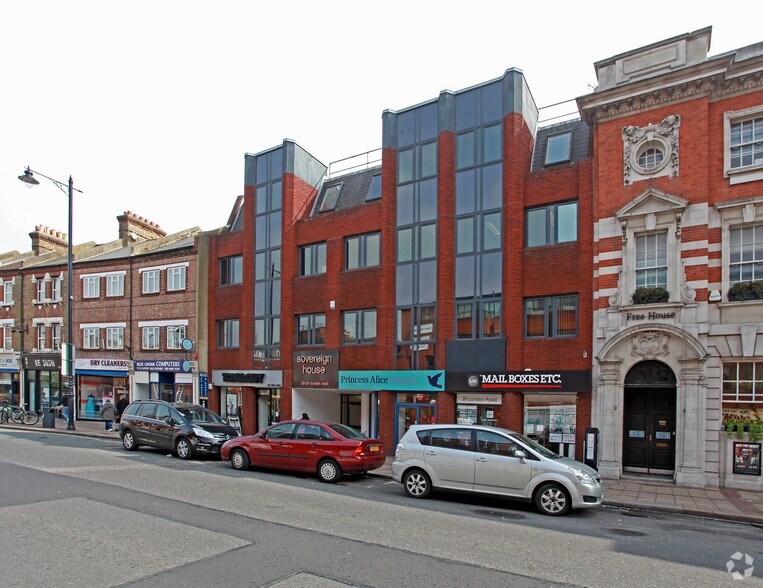26-30 London Rd, Twickenham for sale - Primary Photo - Image 1 of 1