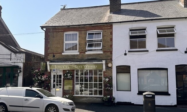 More details for 30 High St, Lingfield - Retail for Sale