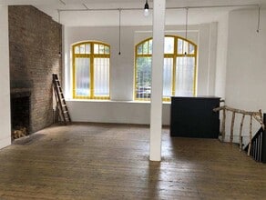 115-119 Clerkenwell Rd, London to rent Interior Photo- Image 2 of 2