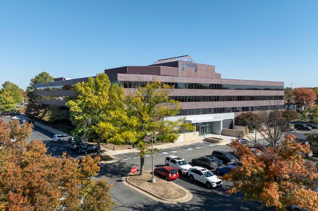 More details for 381 Elden St, Herndon, VA - Office to Rent