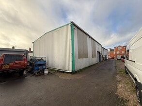 Mill Vw, Hinckley to rent Building Photo- Image 1 of 4
