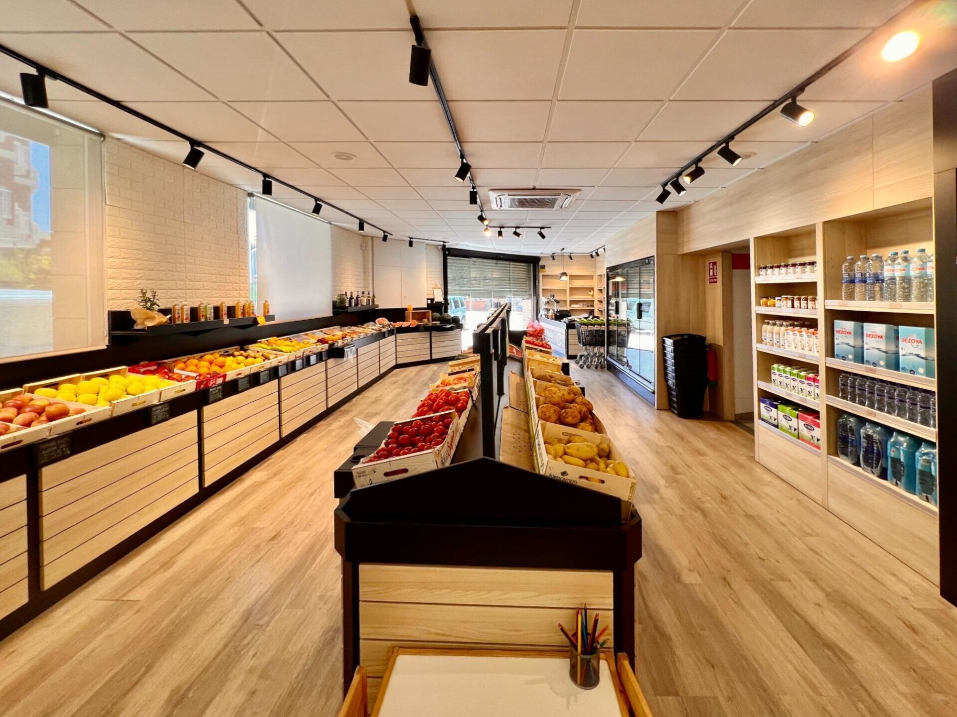 Retail in Igualada, Barcelona to rent Interior Photo- Image 1 of 4